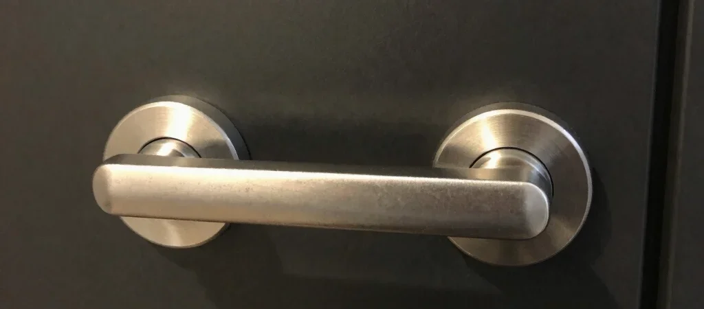 Smart Locks and Hubs Worth the Setup Time